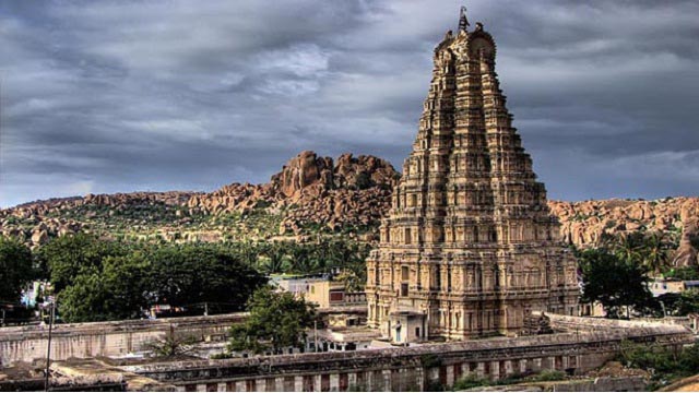 Virupaksha Temple | Hampi, Karnataka:  51 Famous Temples Of India