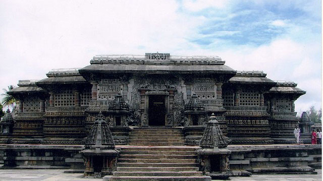 Chennakesava Temple | Belur, Tamil Nadu :  51 Famous Temples Of India