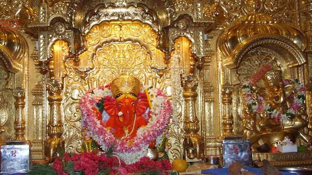 Siddhi Vinayak Temple | Mumbai, Maharashtra:  51 Famous Temples Of India