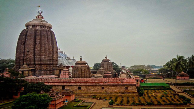 Jagannath Temple | Puri, Orissa:  51 Famous Temples Of India